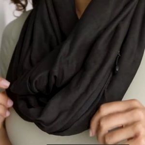 Beyond Yoga Hidden Pocket Infinity Scarf